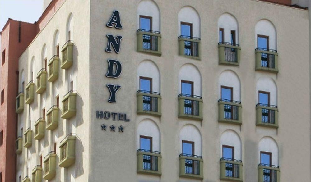 Hotel Andy Bucarest Esterno foto